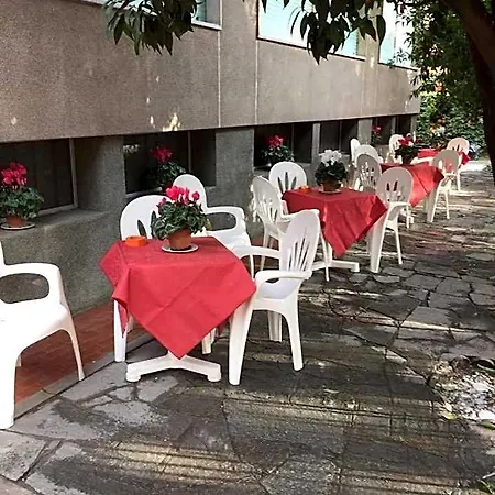 Capri Hotel 3*