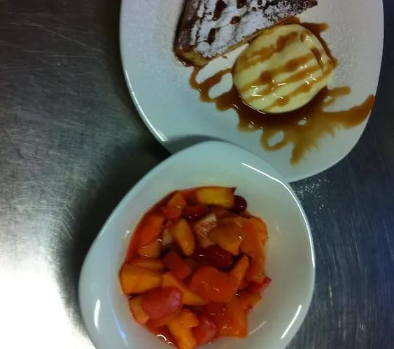 卡普里酒店 迪亚诺马里纳