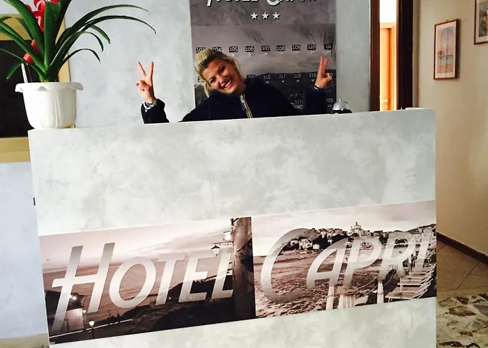 卡普里酒店 酒店 迪亚诺马里纳